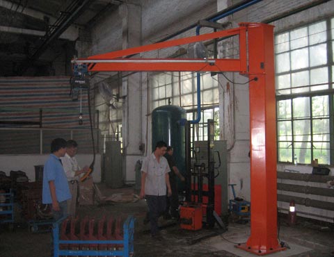 BZD-A型柱式懸臂吊（300°回轉(zhuǎn)）.jpg