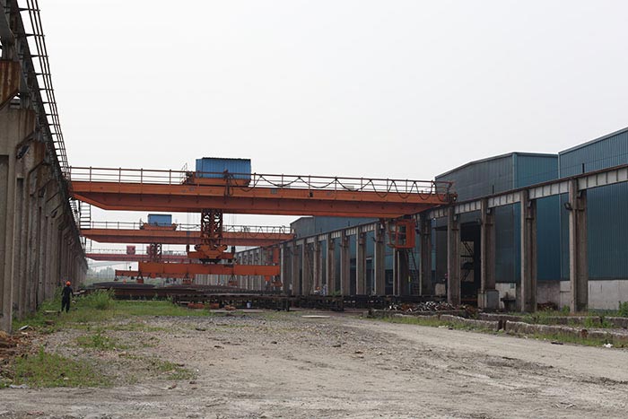 QC型電磁橋式起重機.jpg